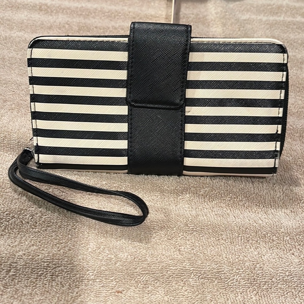 Wristlet Clutch